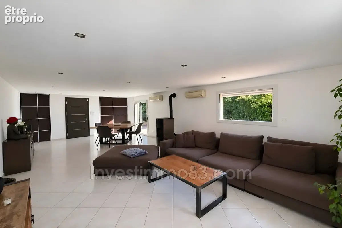 Maison 5 pièces 132 m² à vendre à Meyreuil (13590) - photo 4