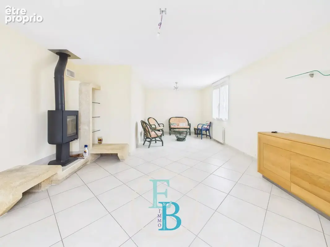 MAISON - T4 - 85,66m2 - photo 3