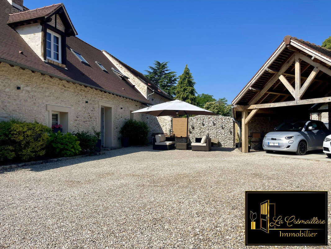 Maison 164 m² à Sermaise  - photo 2