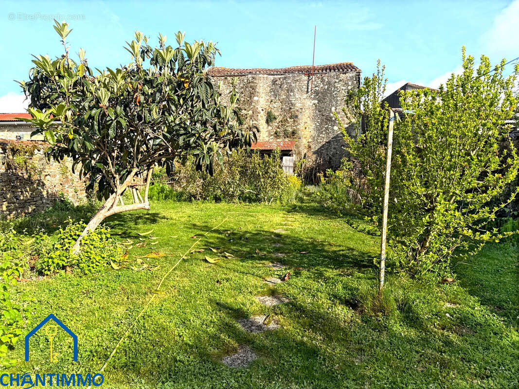 Maison à MOUILLERON-EN-PAREDS