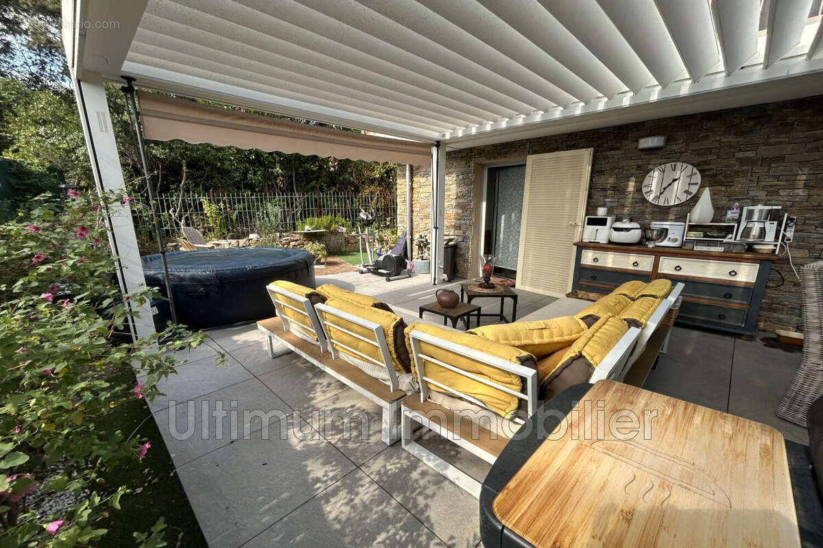 Appartement à LES ISSAMBRES