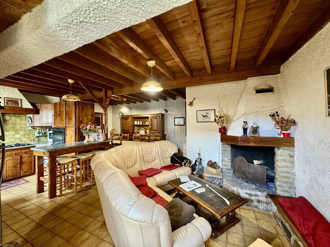 Maison à QUERIGUT