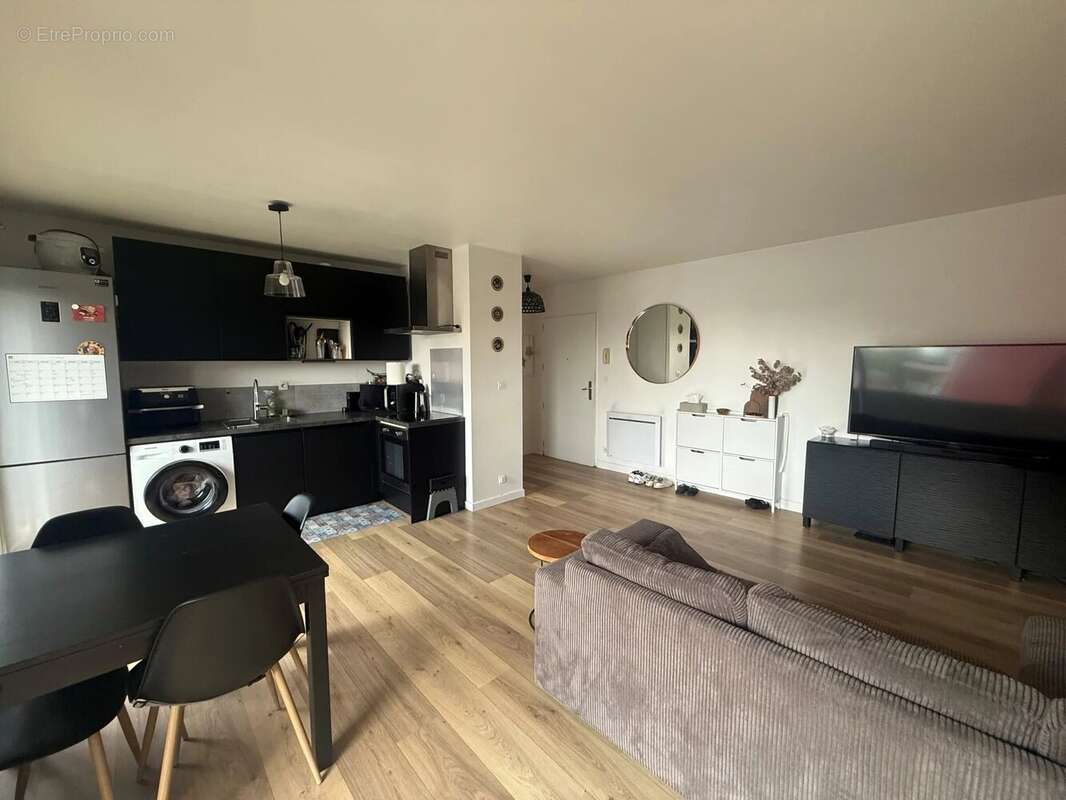 Joli 3 pièces situé au dernier étage ! - photo 4