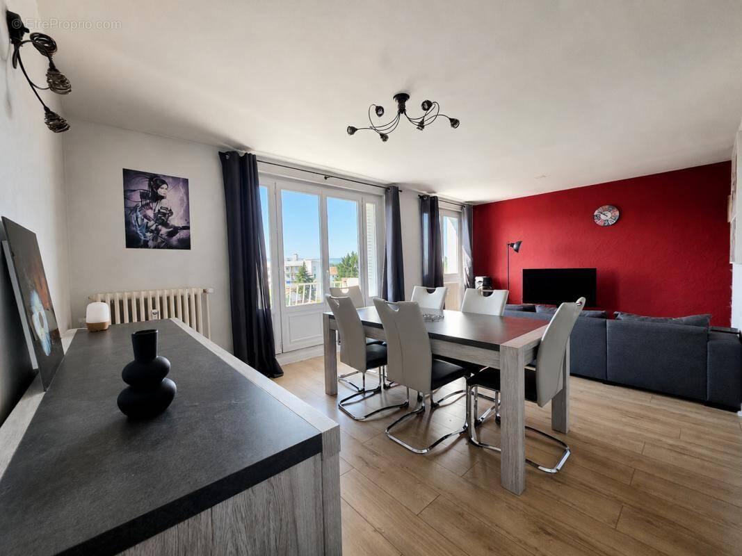 Appartement à VILLEFRANCHE-SUR-SAONE
