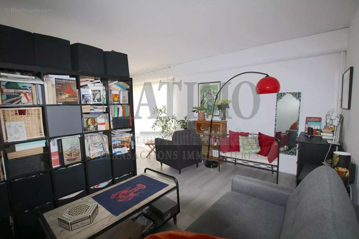 Appartement à PARIS-12E
