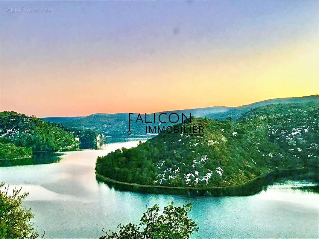 Maison à ESPARRON-DE-VERDON