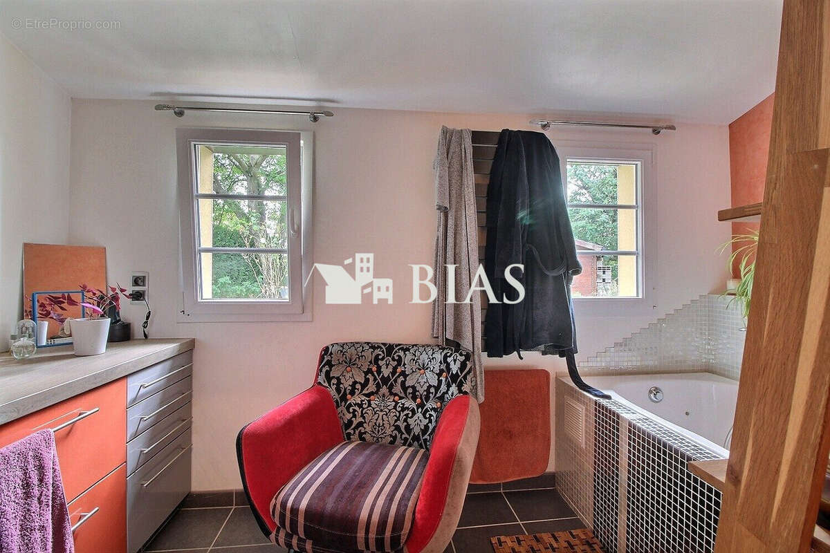 Maison à HOUPPEVILLE