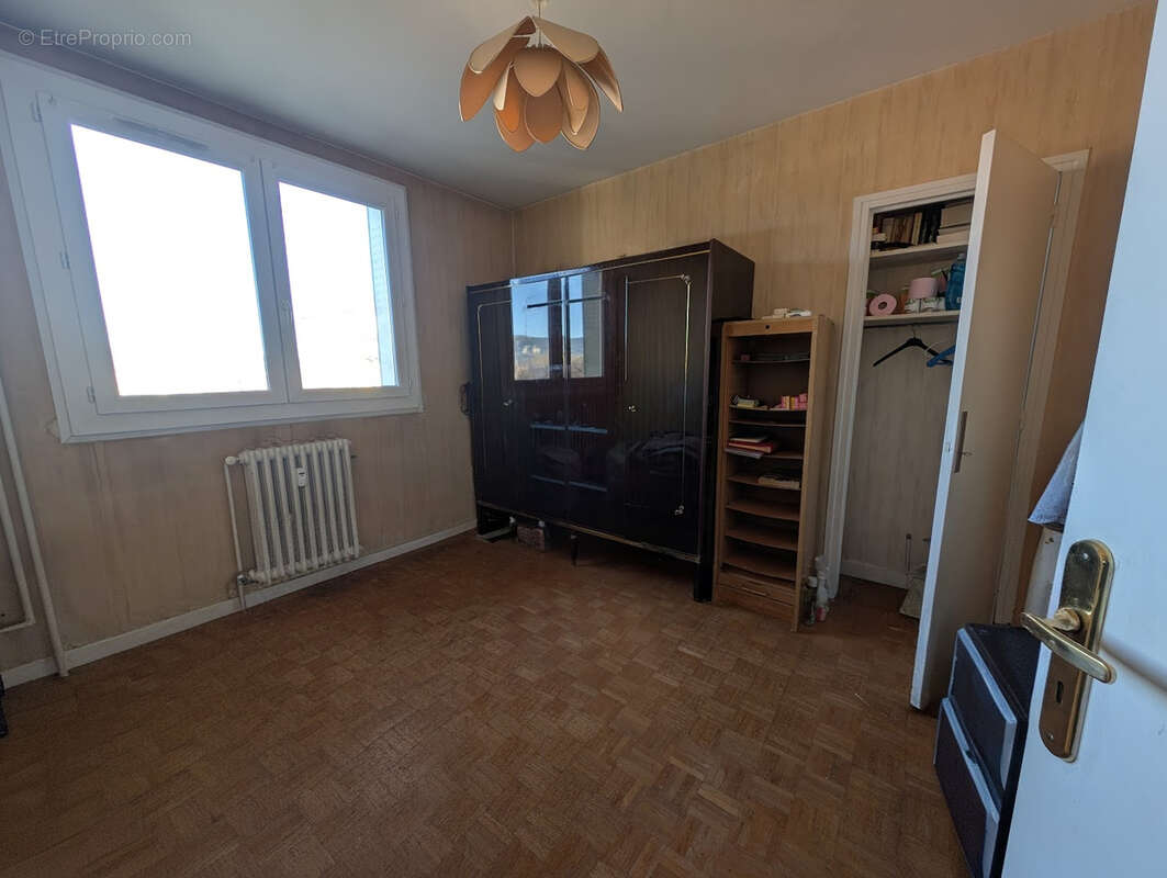 Appartement à BOURG-LES-VALENCE
