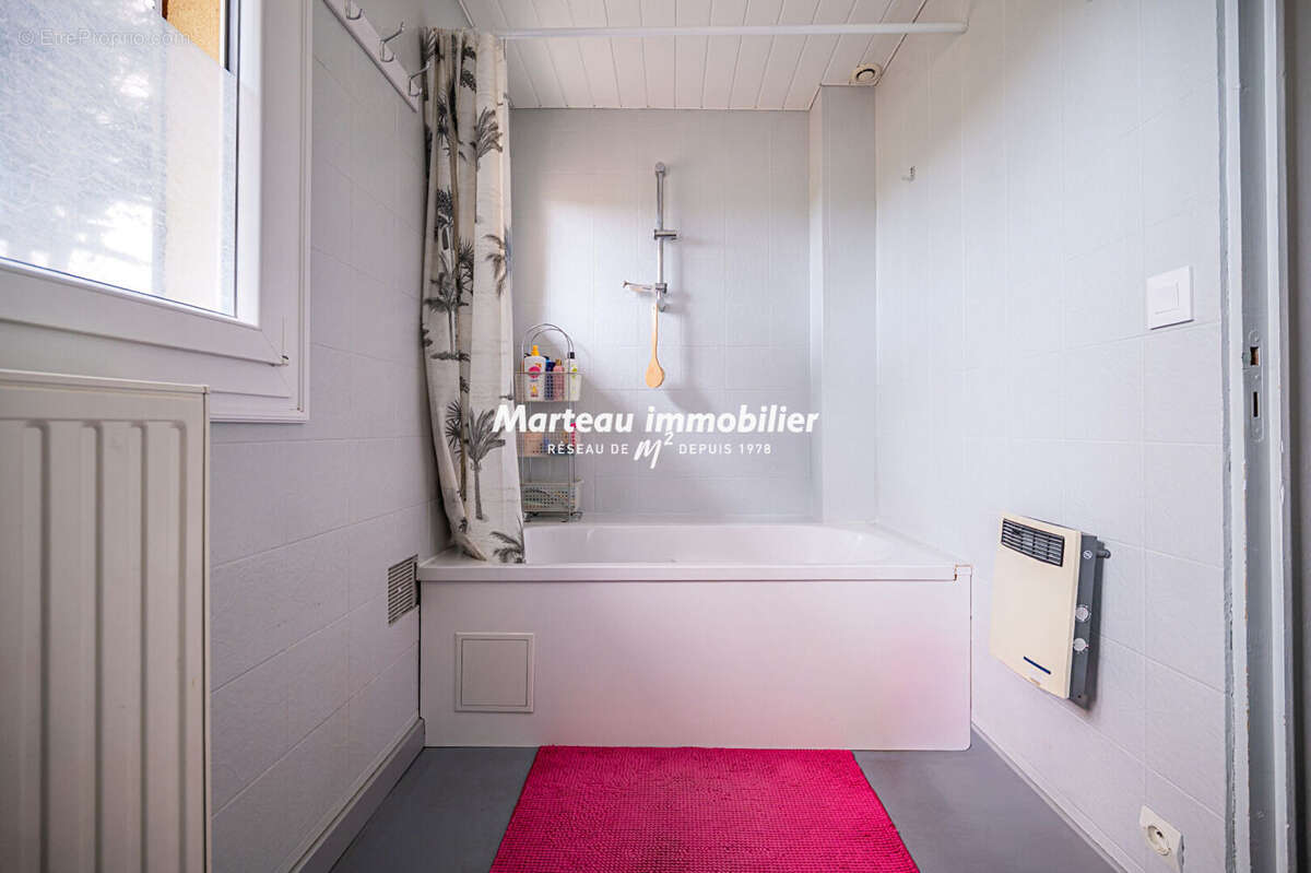 Maison à LOUPLANDE