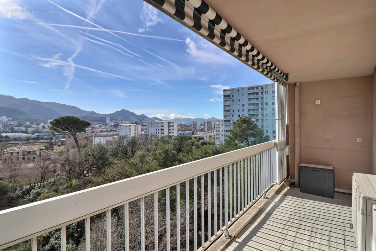 Appartement à MARSEILLE-11E