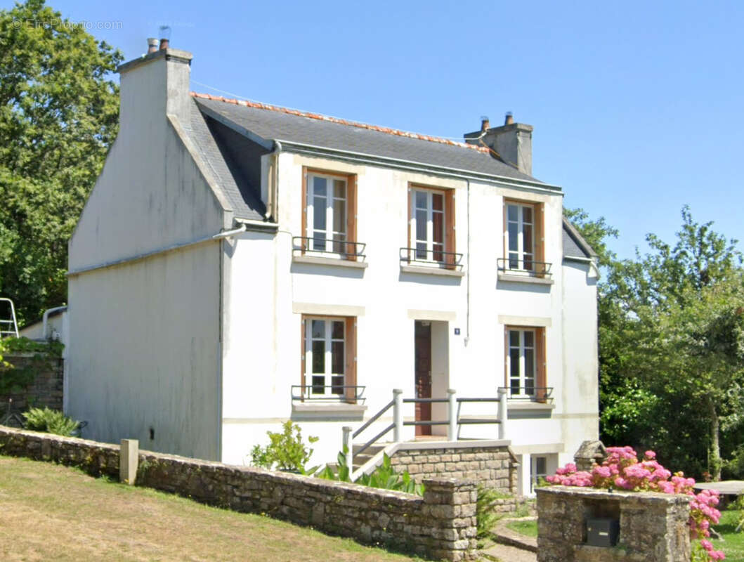 Maison à PLOUHINEC