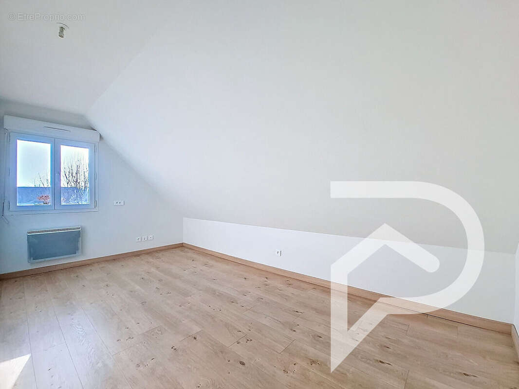 Maison à SAINT-MARTIN-EN-CAMPAGNE