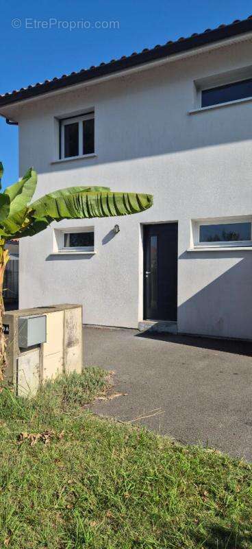 Maison à BENESSE-MAREMNE