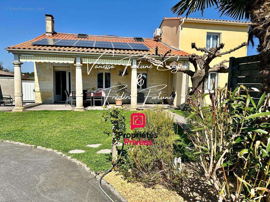 Maison à BLANQUEFORT