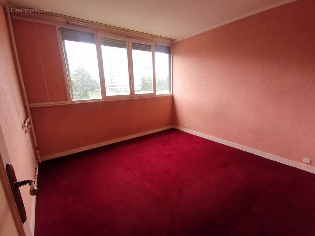 Appartement à IVRY-SUR-SEINE