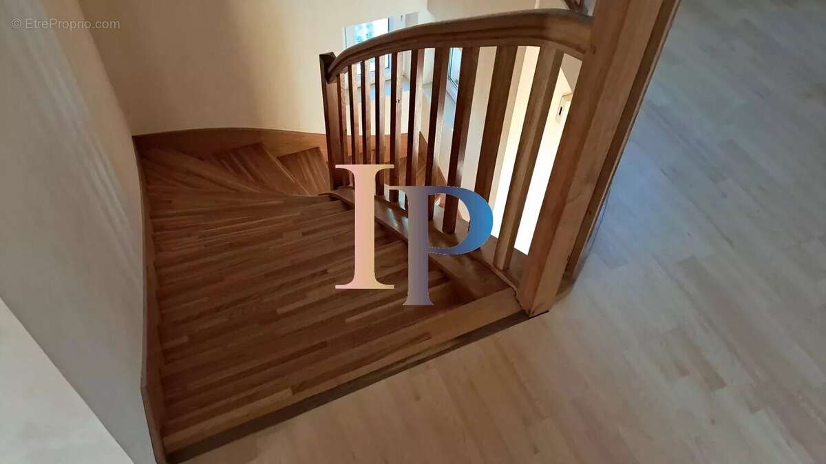 Maison à PARAY-LE-MONIAL