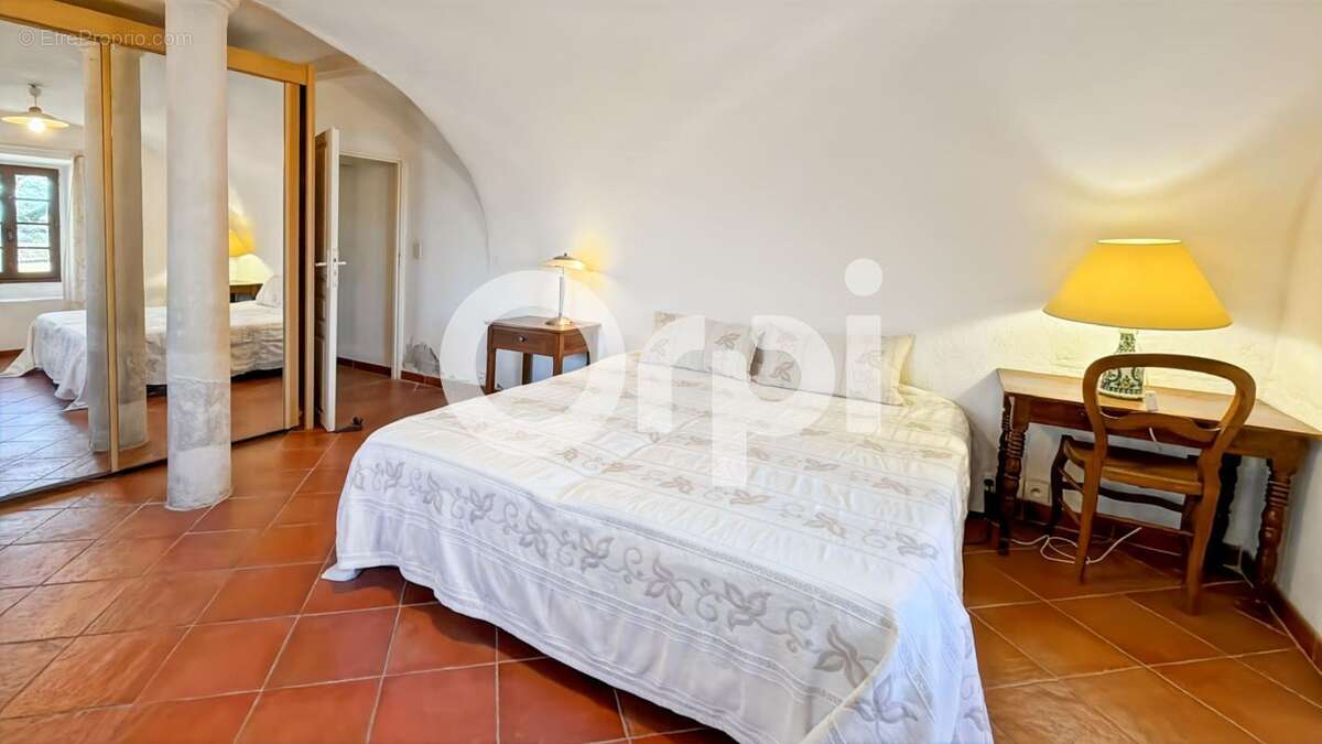 Maison à GROSPIERRES