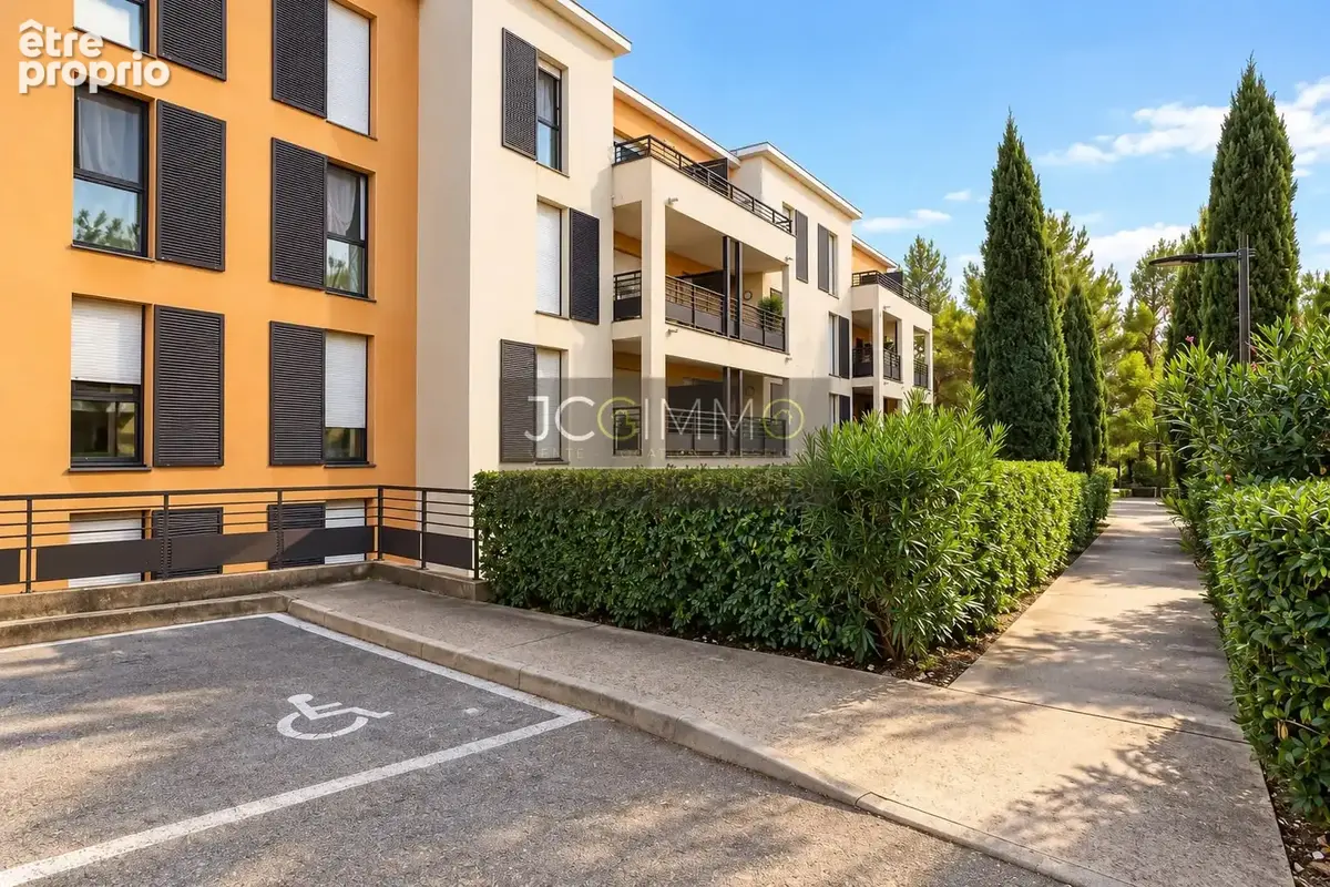 Appartement à BRIGNOLES