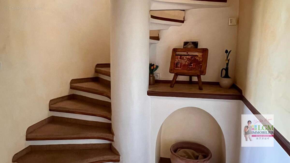 Maison à MASSANES