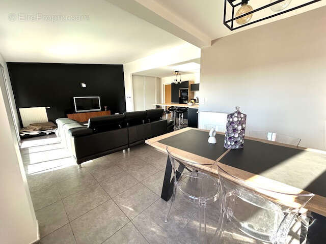 Appartement à LA TALAUDIERE