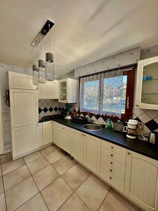 Maison à GRAYAN-ET-L'HOPITAL