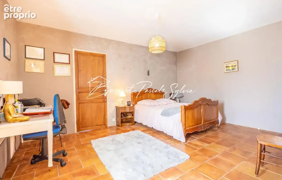 Velleron -ancienne bergerie de caractère - 208 m² -piscine - nouveau prix - photo 15