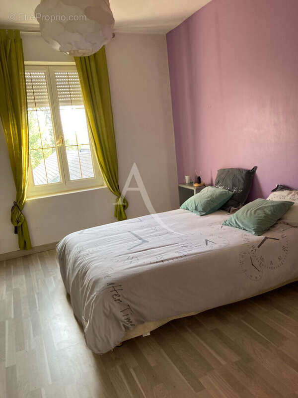 Maison à COURVILLE-SUR-EURE