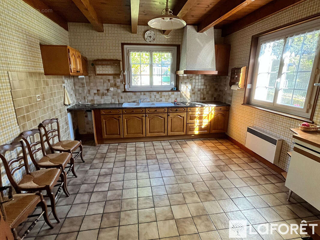 Maison à SAINT-BERAIN