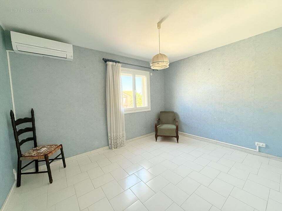 Maison à VILLENEUVE-LES-MAGUELONE