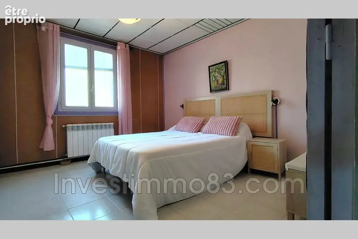 Maison 6 pièces 166 m² à vendre à Sainte-Anastasie-Sur-Issole (83136) - photo 9