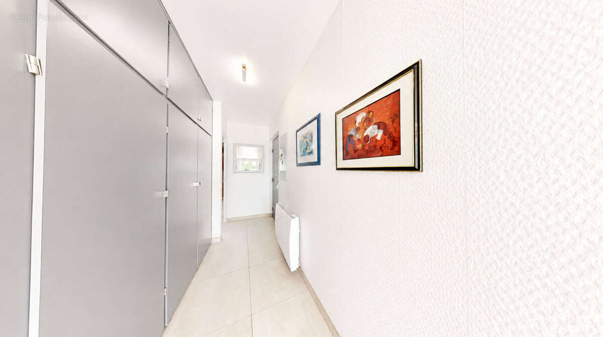 Appartement à PONTAULT-COMBAULT
