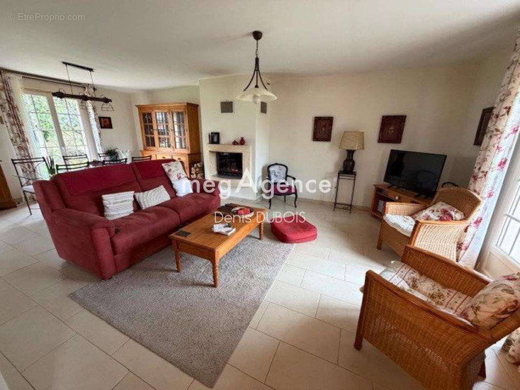 Maison à CONDE-SUR-SARTHE