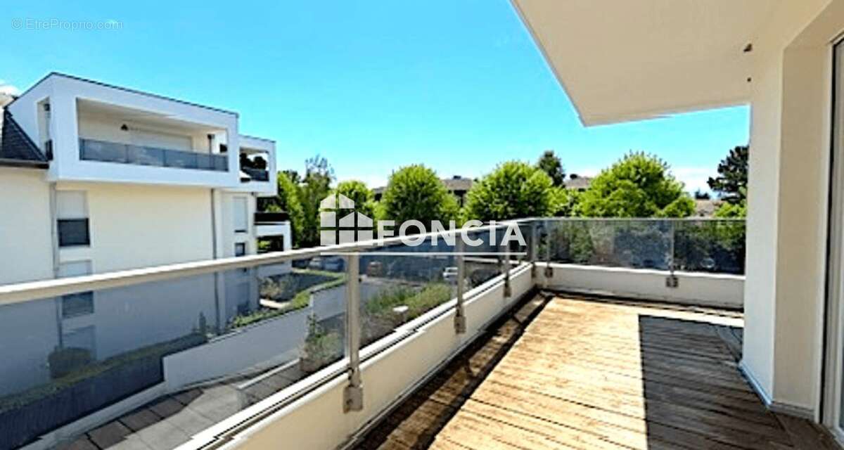 Appartement à DOUVAINE