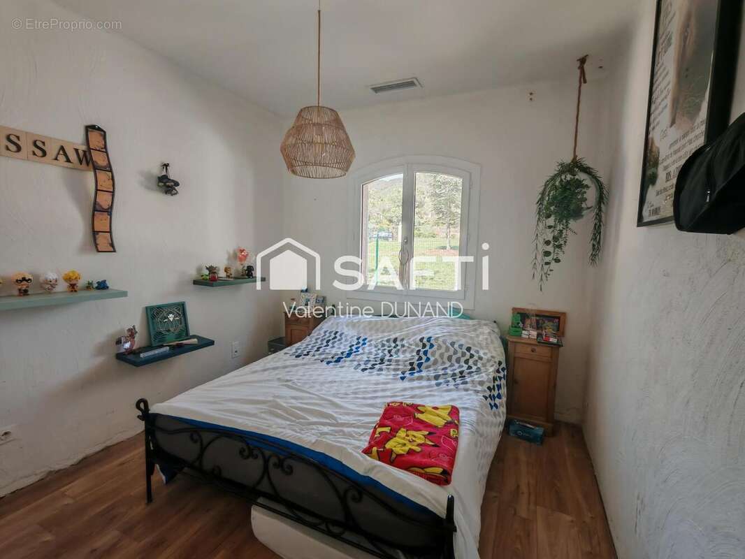 Maison 113 m² à La Roquebrussanne  - photo 6