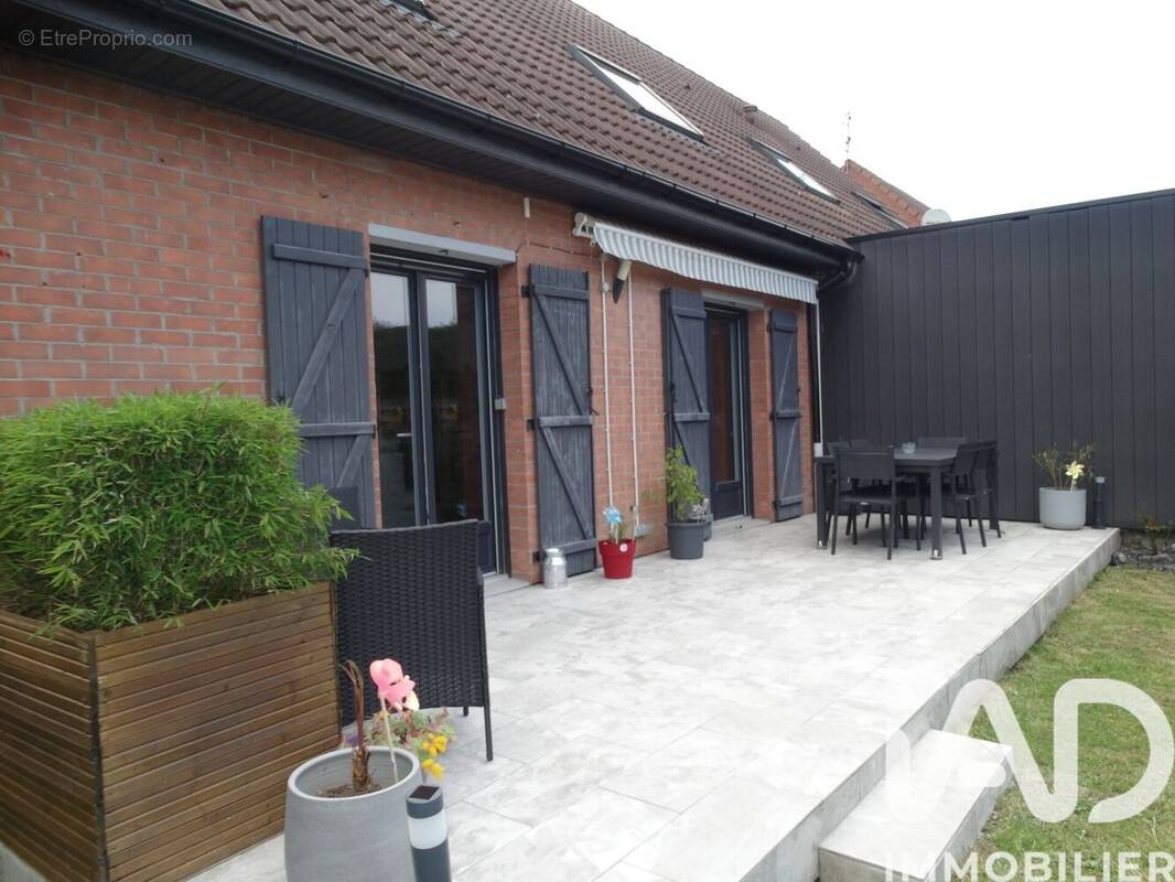 Photo 1 - Maison à LA BASSEE