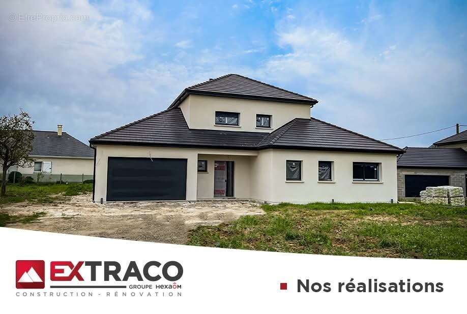 Terrain à HARGEVILLE