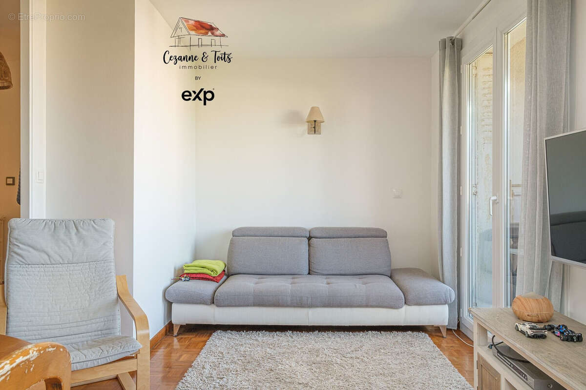 Appartement à MARSEILLE-9E