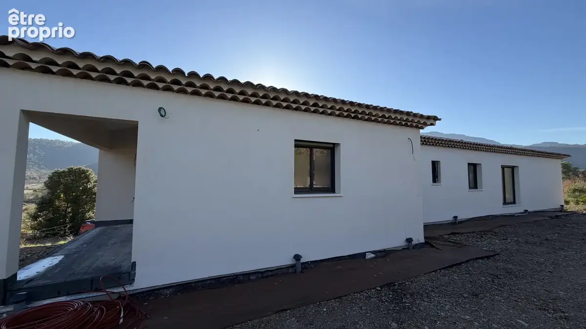 Nans-Les-Pins : Villa avec vue - photo 10