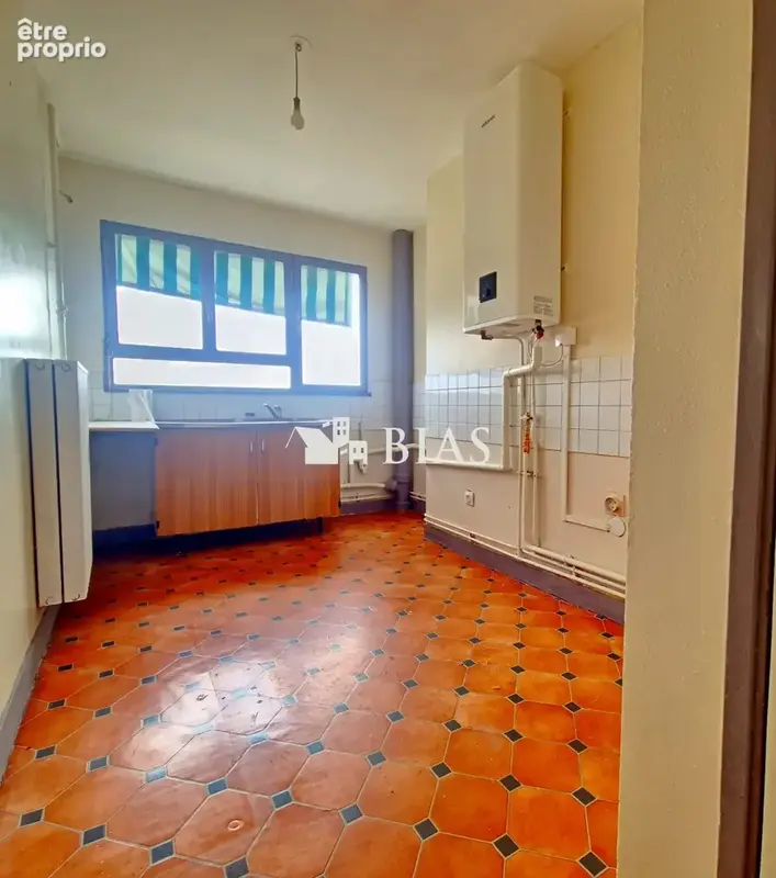 Appartement 4 pièces 90 m² à vendre à Bihorel (76420) - photo 2