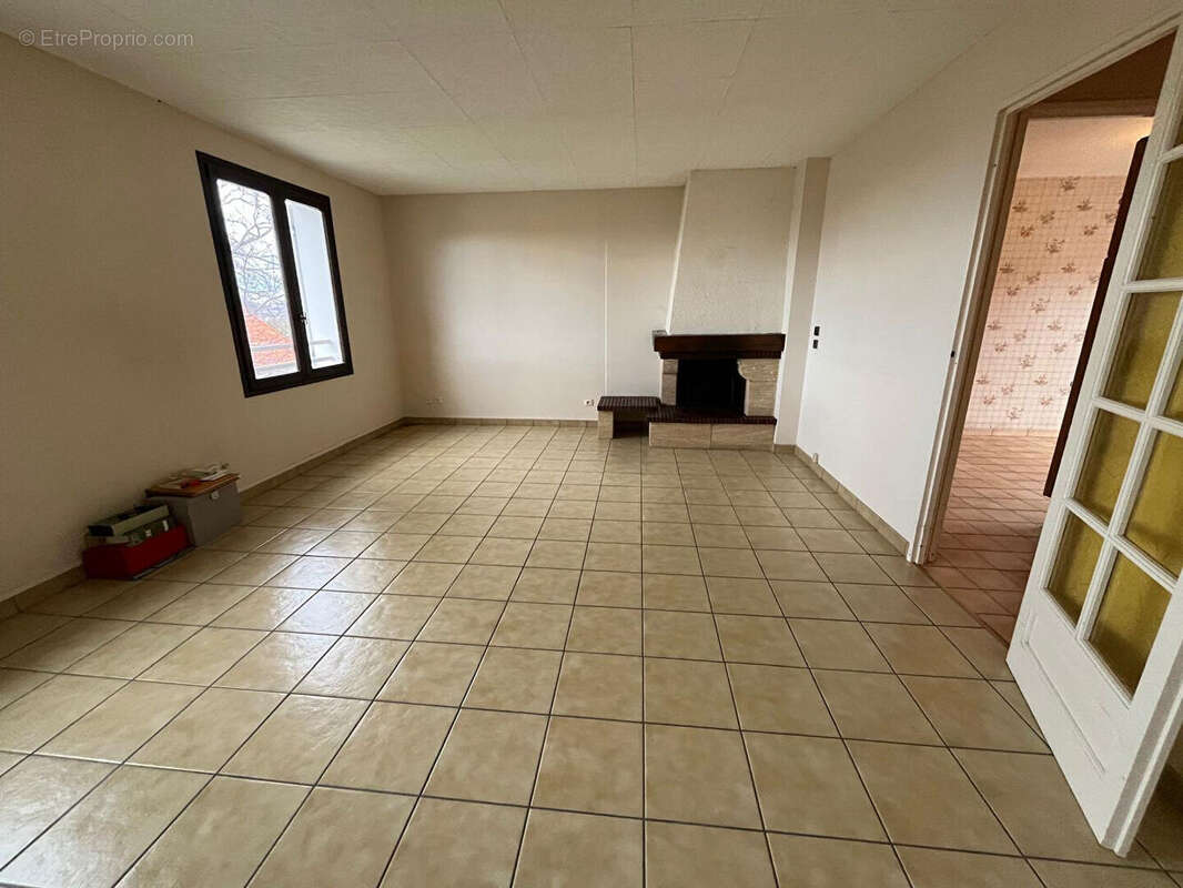 Maison Saint Georges Sur Allier 4 pièce(s) 95 m2 - photo 4