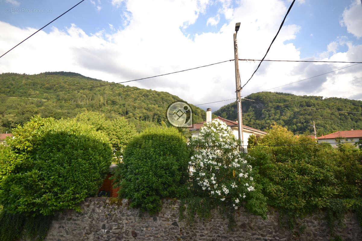 Maison à VILLARD-BONNOT