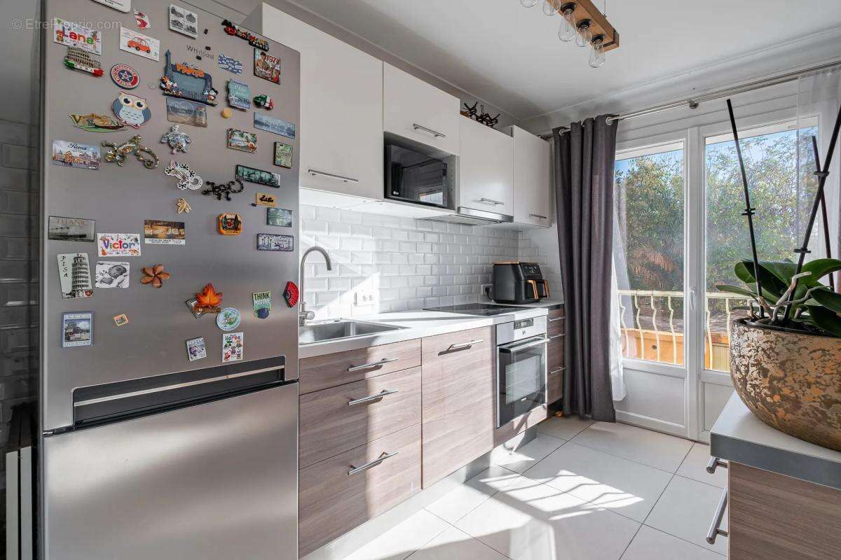 Appartement à COGOLIN