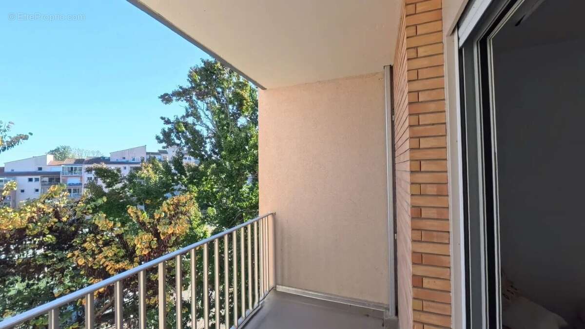 Appartement à RAMONVILLE-SAINT-AGNE