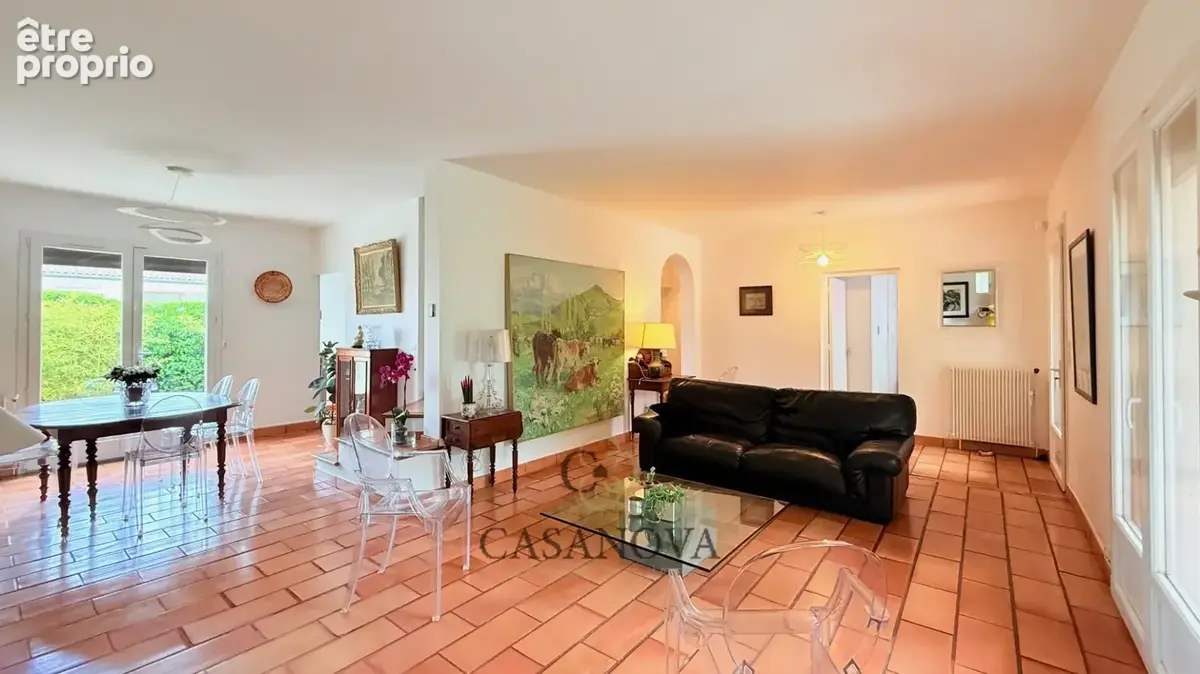 Villa avec piscine et jardin paysager à Bassan  4 chambres, garage, terrasses, proche Béziers - photo 10