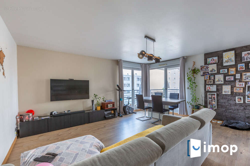 Appartement à SAINT-FONS