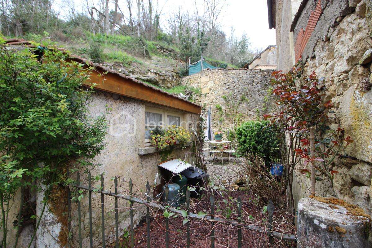 Maison de village avec extérieur - photo 30