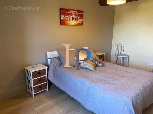 Maison à SAINT-CHRISTOPHE-EN-BRIONNAIS