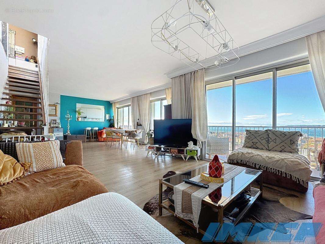 Appartement à MARSEILLE-8E