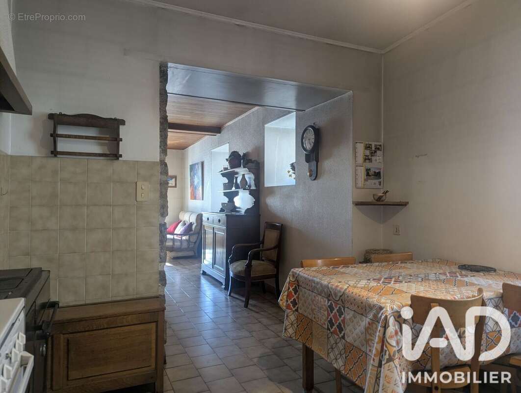 Maison 87 m² à Lalouvesc  - photo 8