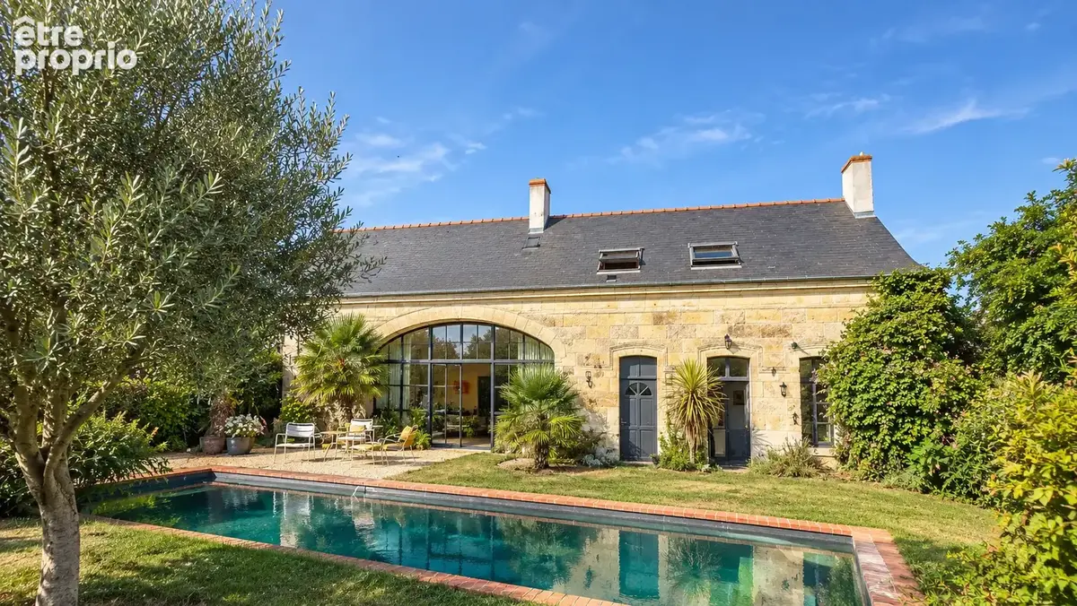 Propriété avec 2 maisons sur 2ha79ca - photo 2